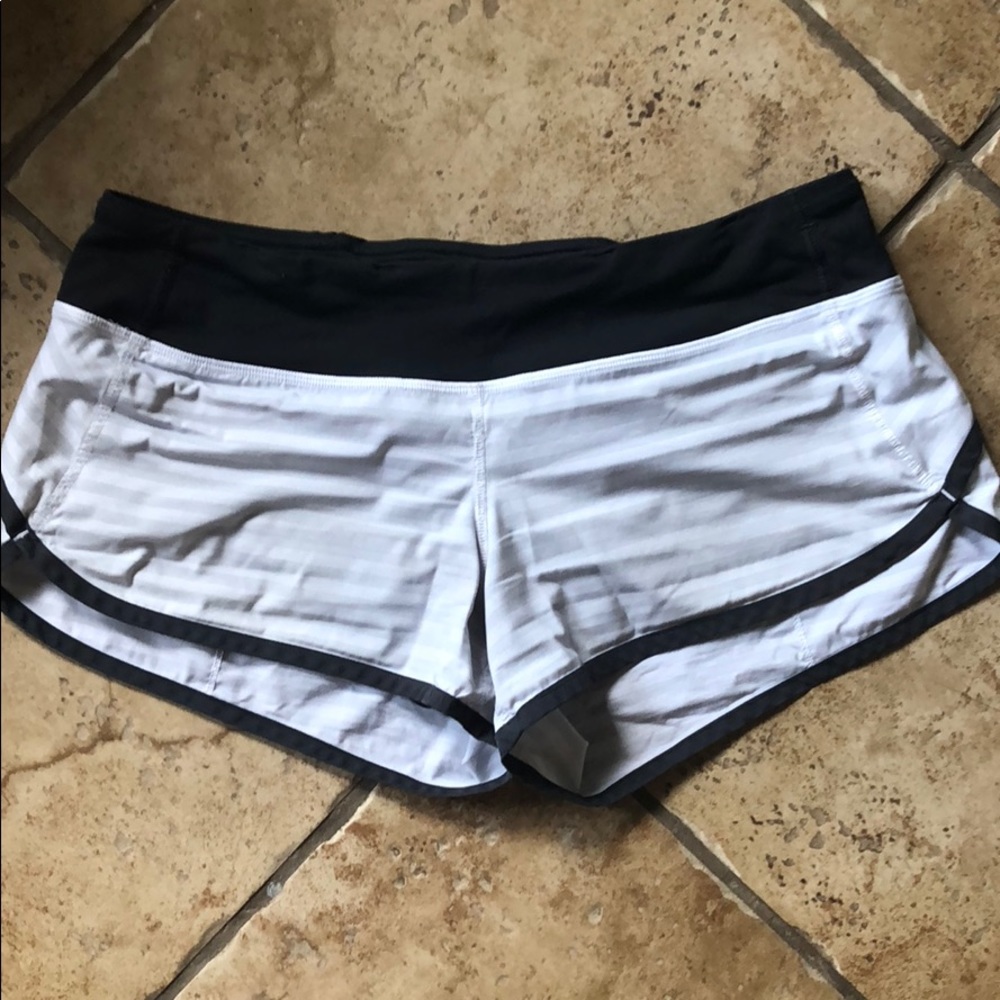 Lululemon speed shorts size 6